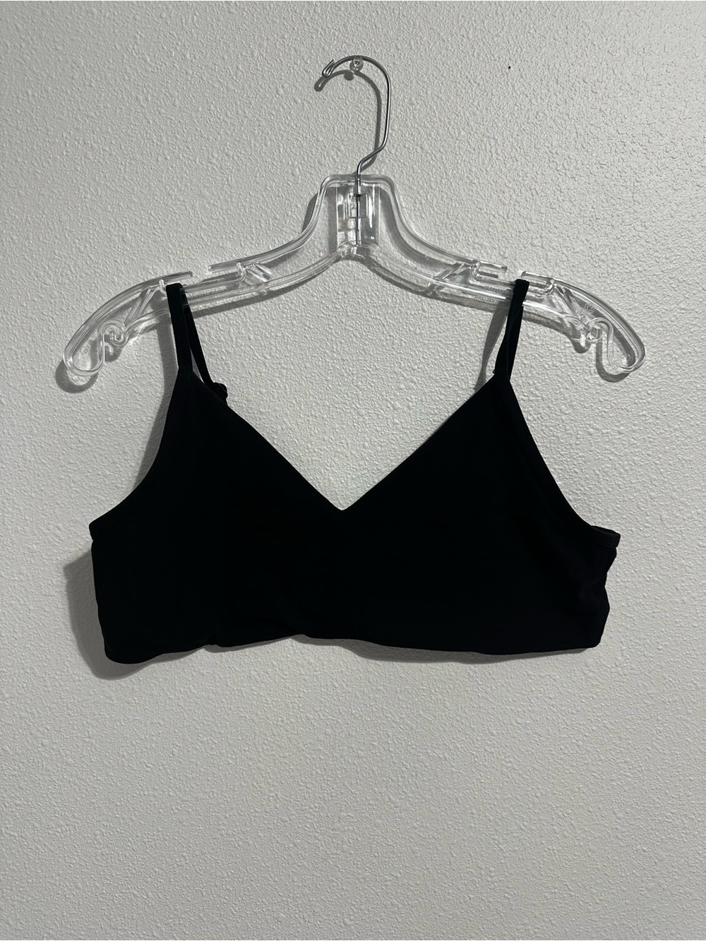 Aritzia Black V-Neck Stretch Camisole